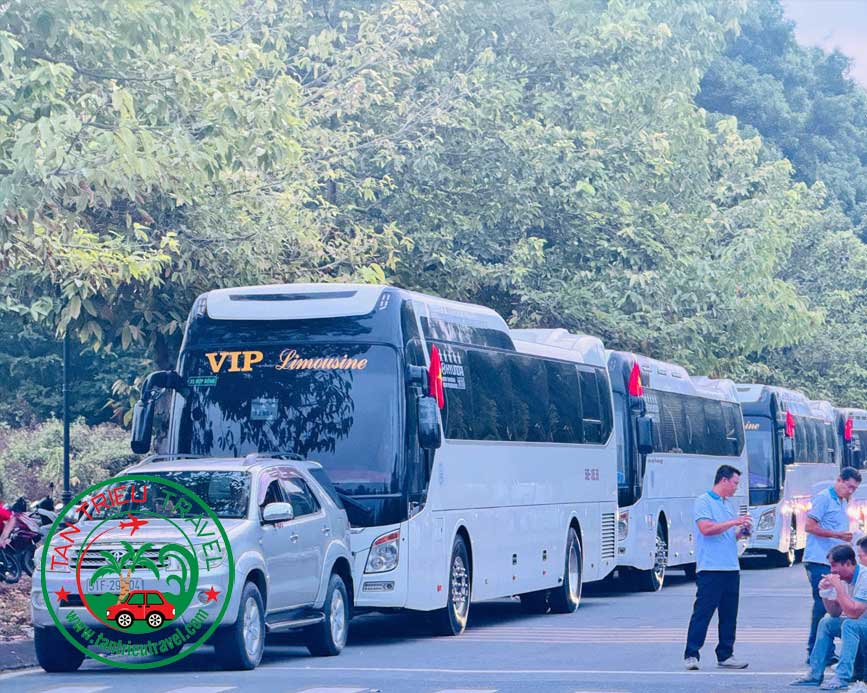 Liên hệ thuê xe đi vịnh Vĩnh Hy