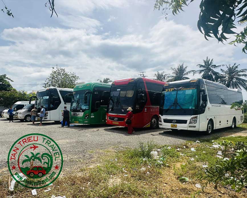 Chọn xe 45 chỗ đi vui chơi ở Tánh Linh