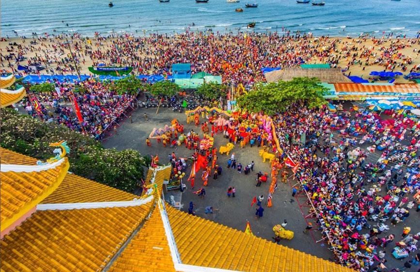 Lễ hội Dinh Cô Long Hải 2024