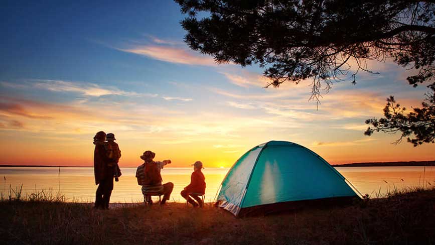 Cắm trại hồ Trị An với nhiều hoạt động thú vị