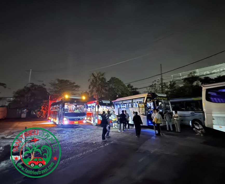 Lựa chọn các nhà xe uy tín - có thương hiệu