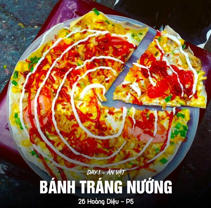 Cắn nhẹ chiếc bánh tráng như tan chảy trong mùa đông Đà Lạt