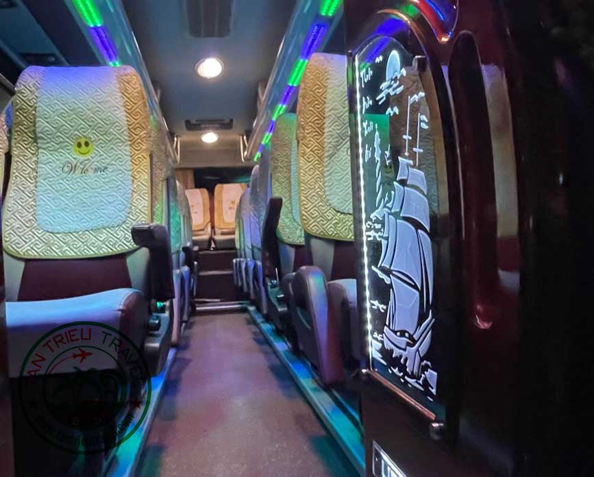 Nội thất của 29 chỗ Thaco