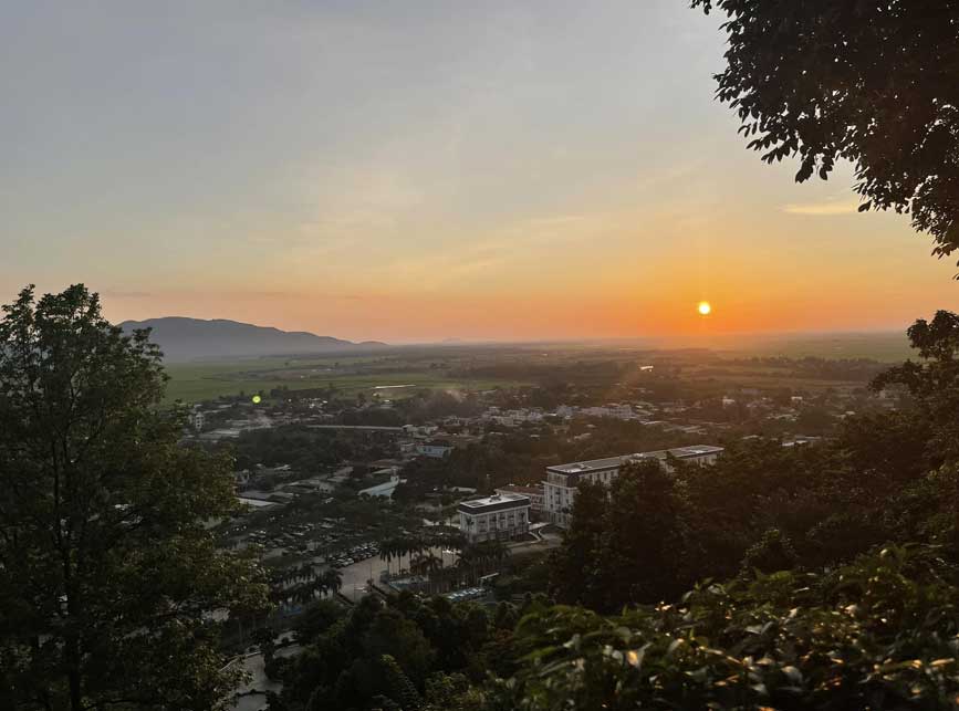 Hoàng Hôn trên đỉnh Tà Pao