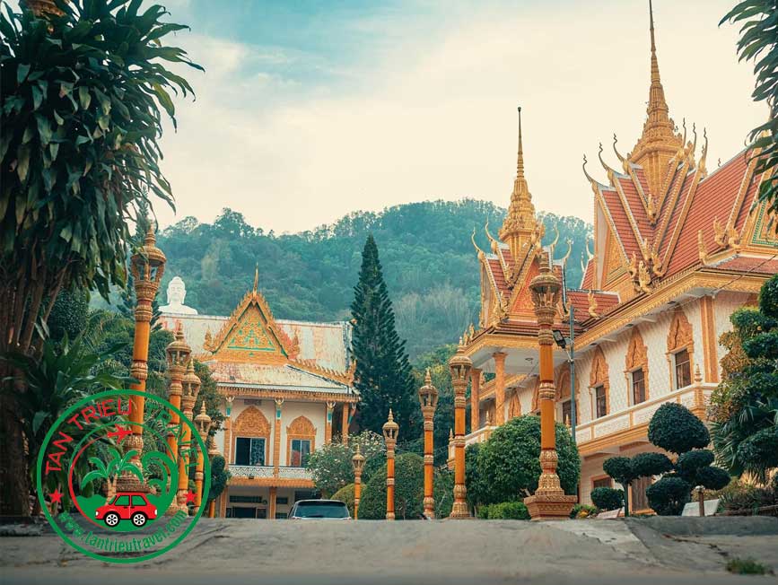 Cảnh đẹp một ngôi chùa Khmer ở Thoại Sơn