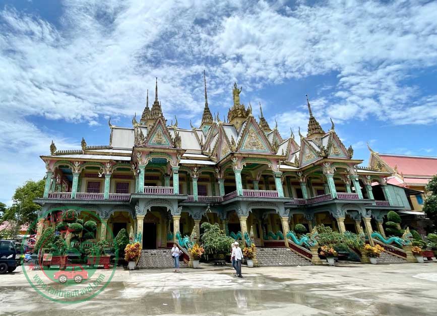 Cho thuê xe đi hành hương Cha Diệp - Mẹ Nam Hải
