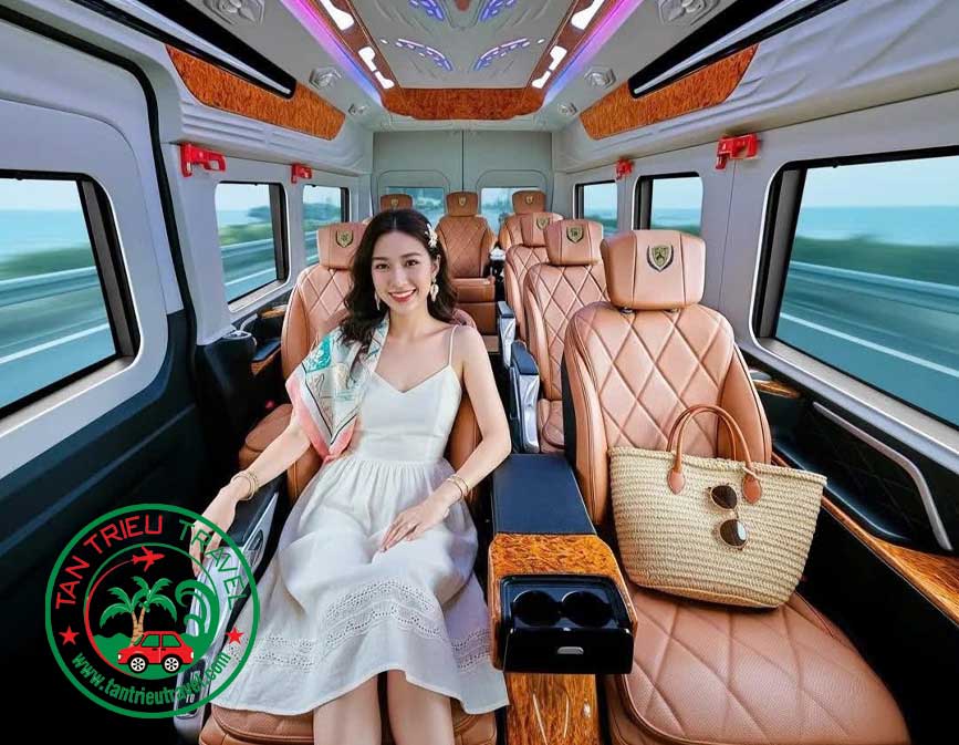 Nội thất sang trọng bên trong chiếc Limosine độ kiểu Maybatch