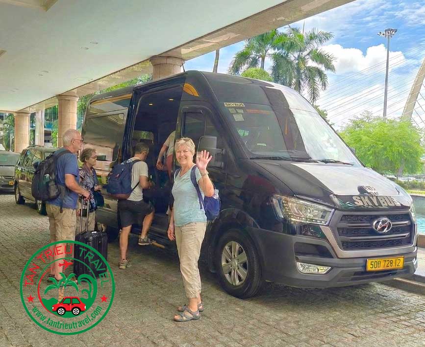 Du khách tận hưởng chuyến đi Mũi Né cùng Tân Triều