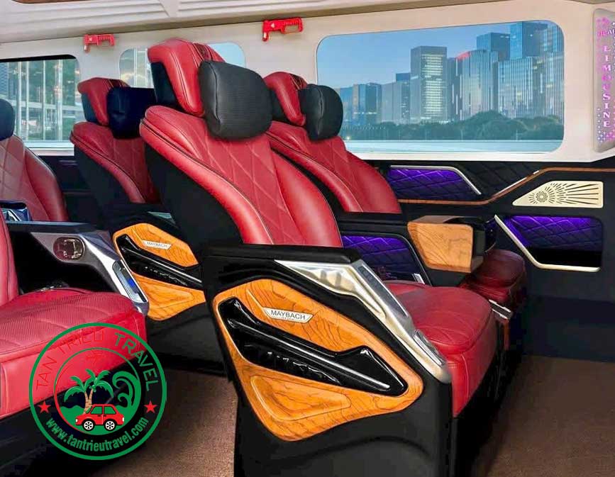 Dòng 11 chỗ phiên bản Maybatch