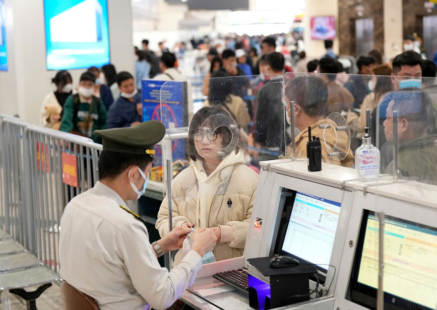 Sinh trắc học khi đi máy bay